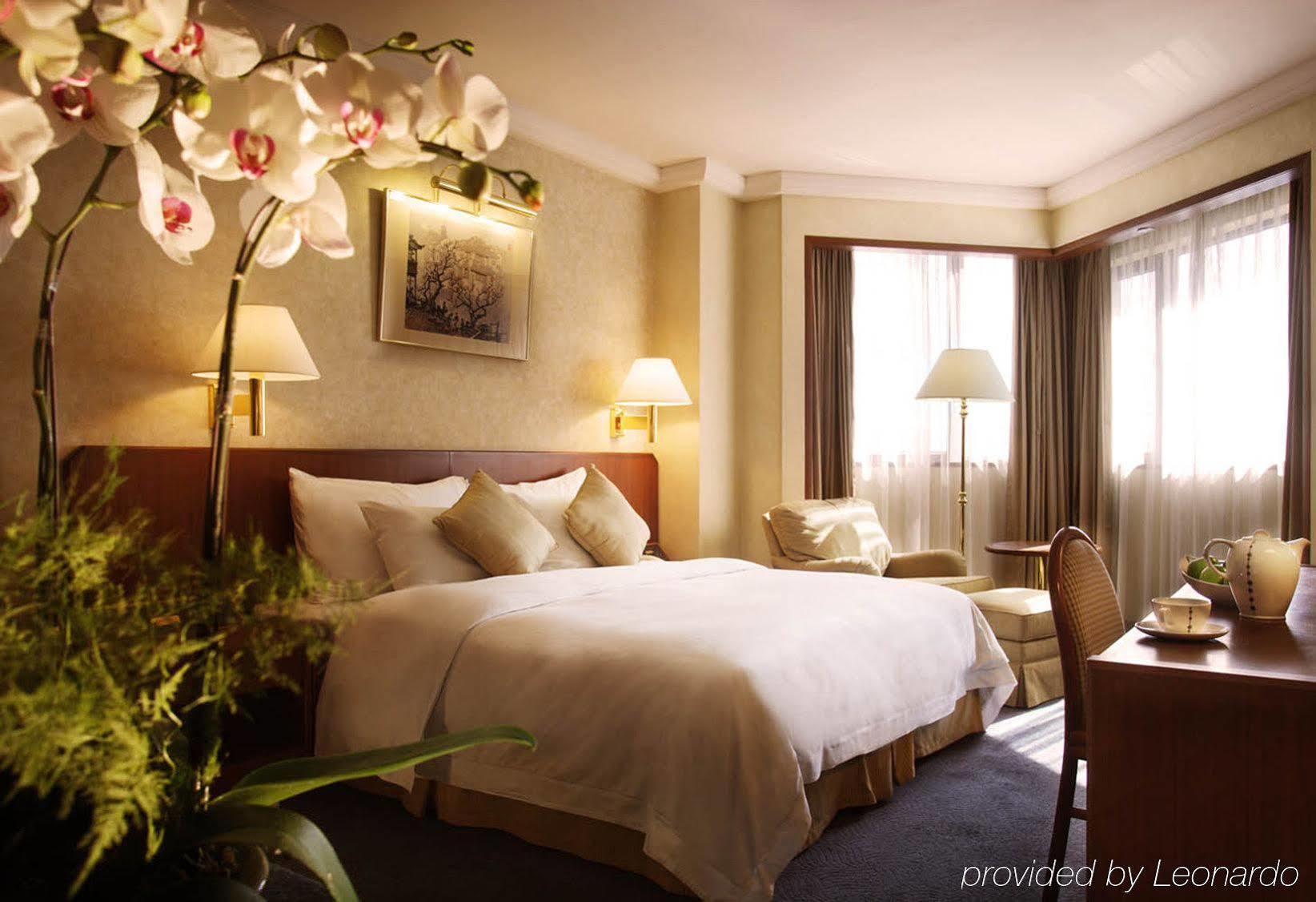 Prince Hotel Хонконг Екстериор снимка
